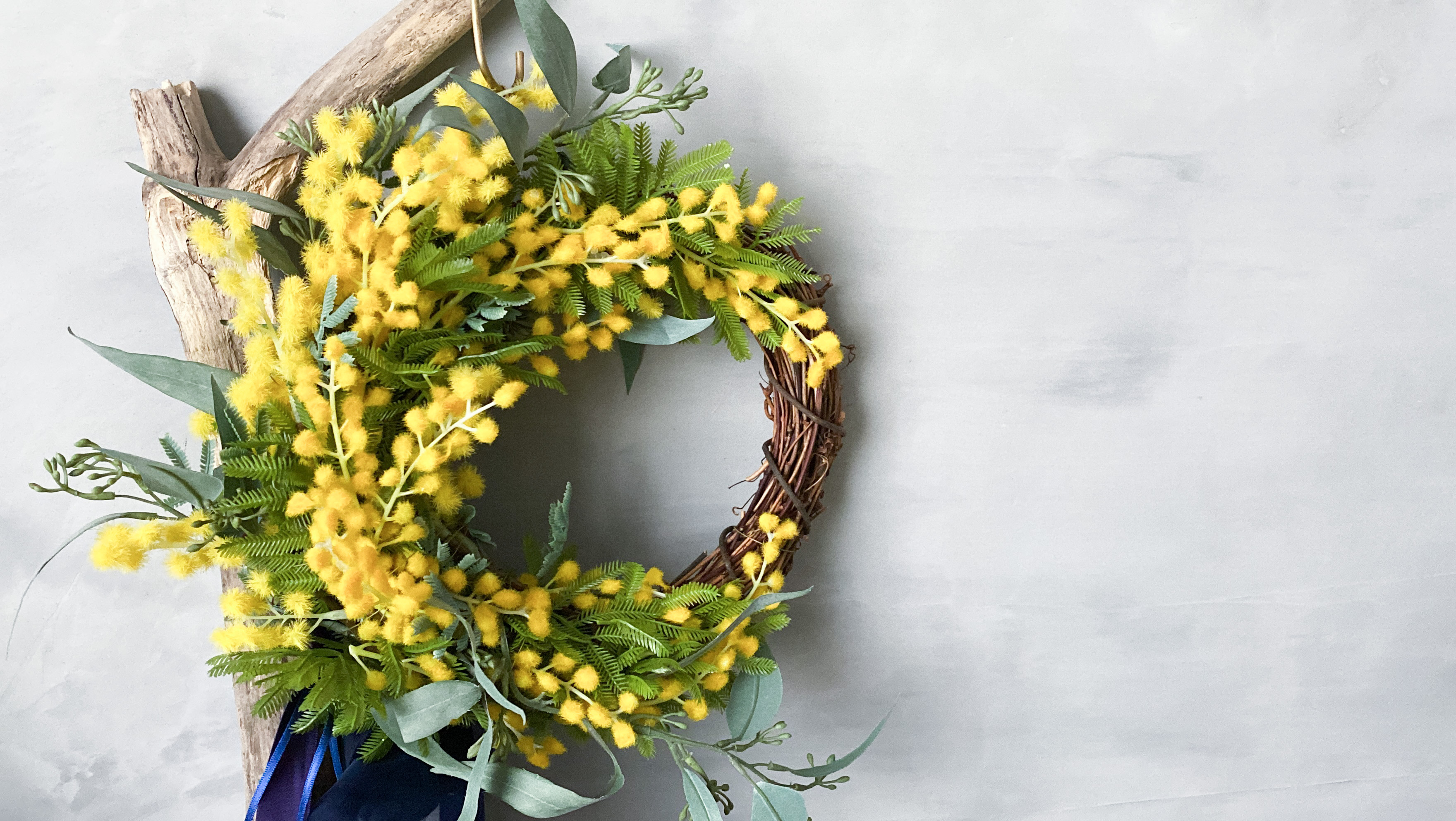 三日月ミモザリース-mokuha